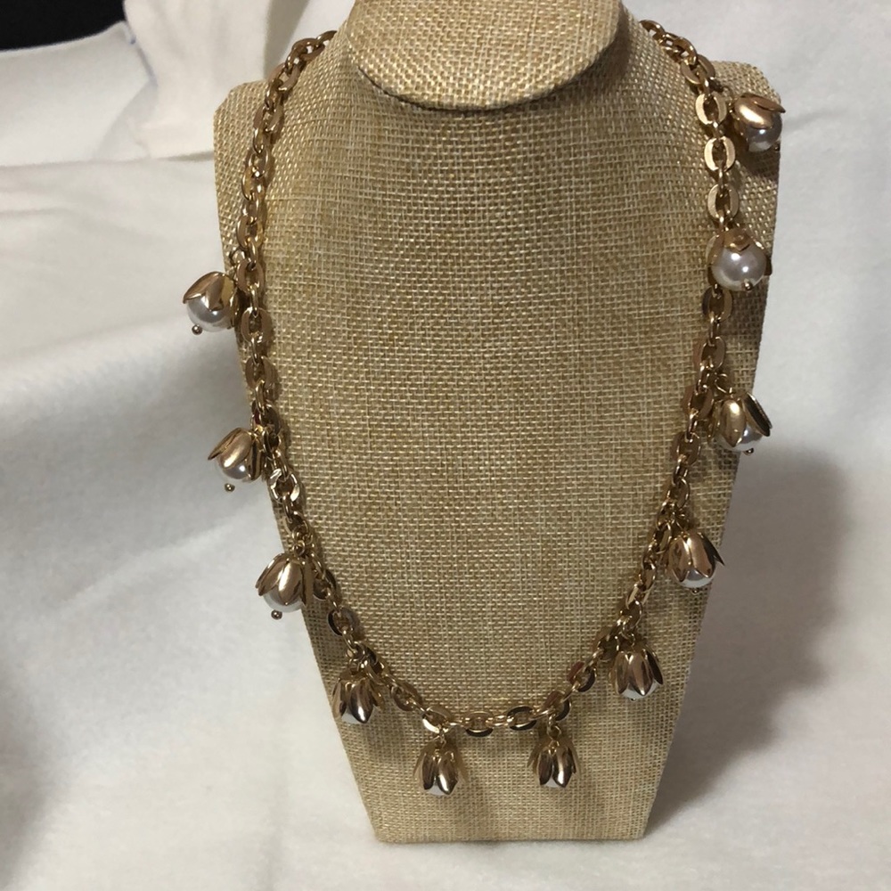 Talbots necklace gold tone with pearl flower.